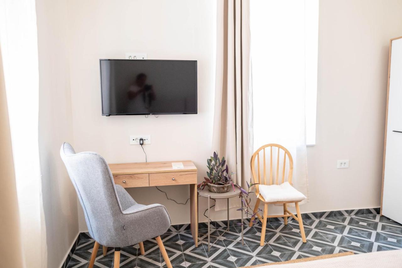 Kosnian City Suites B 외부 사진